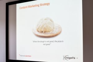 Vortragsfolie Content Marketing Strategie Vogels - Fachkonferenz Online Marketing - internetwarriors